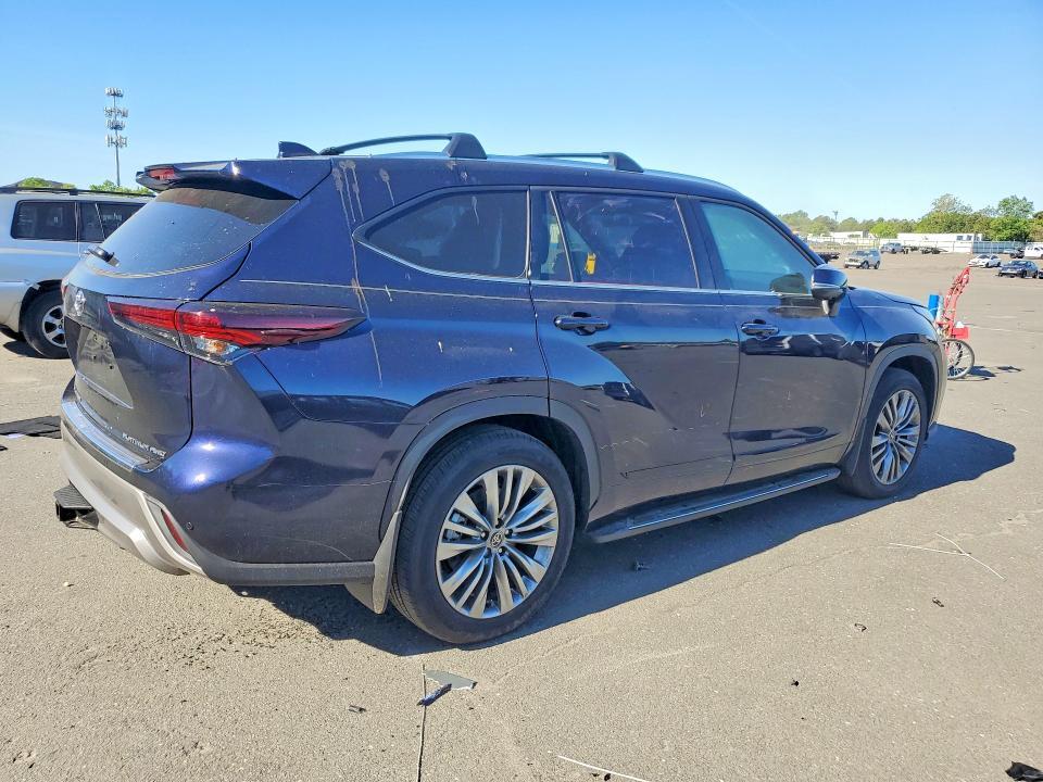 5TDKDRBH9TS598045 2026 TOYOTA HIGHLANDER photo no. 3