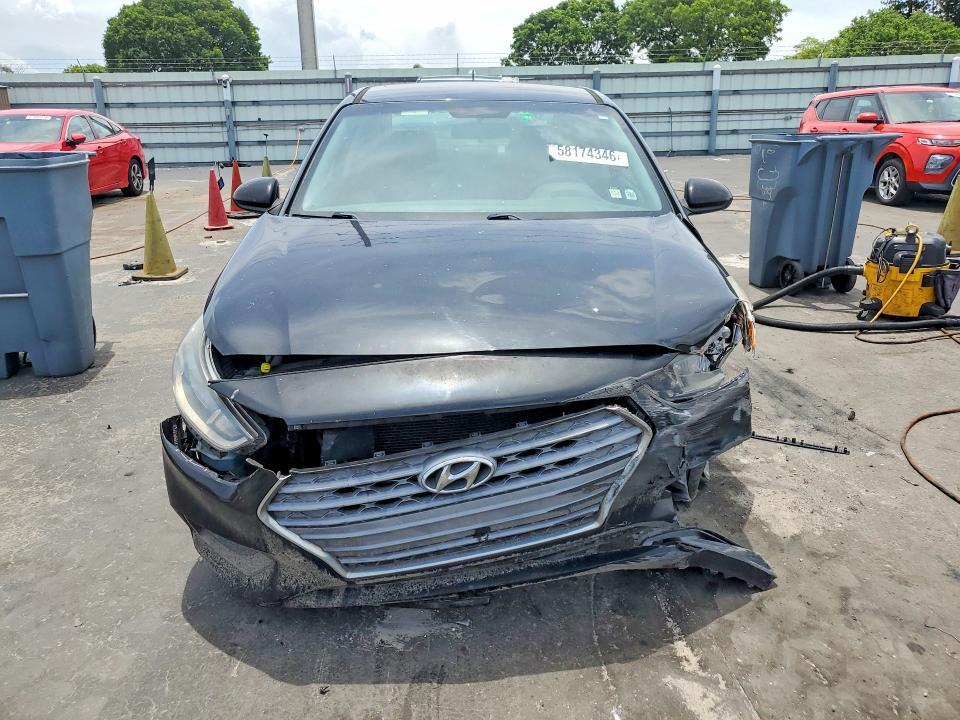 3KPC24A32JE019813 2018 HYUNDAI ACCENT photo no. 5