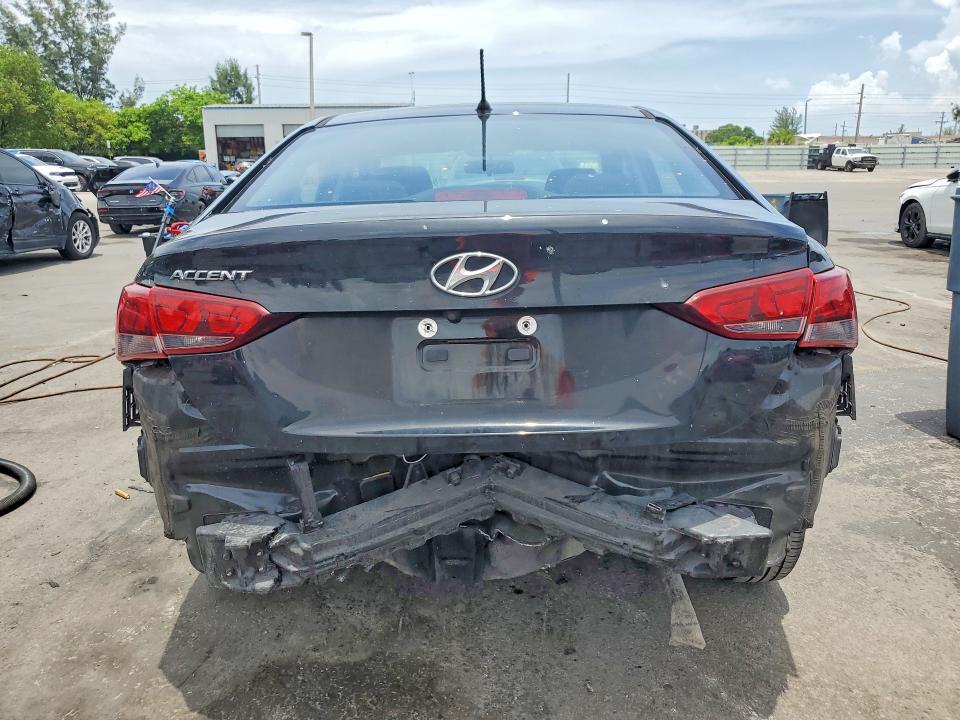 3KPC24A32JE019813 2018 HYUNDAI ACCENT photo no. 6