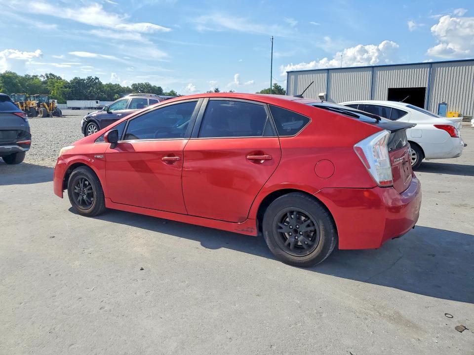 2011 TOYOTA PRIUS TWO — Фото 2 из 12