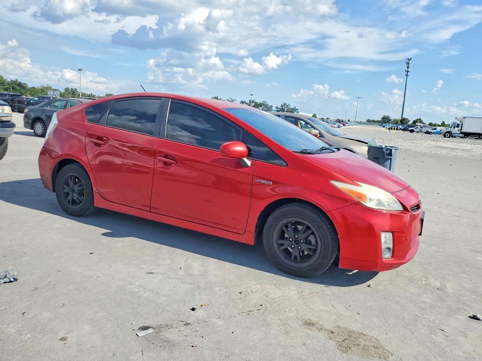 2011 TOYOTA PRIUS TWO — Фото 4 из 12