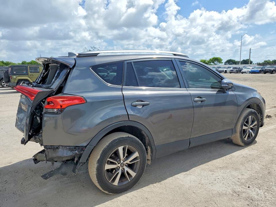 2T3WFREV2HW377793 2017 TOYOTA RAV4 photo no. 3