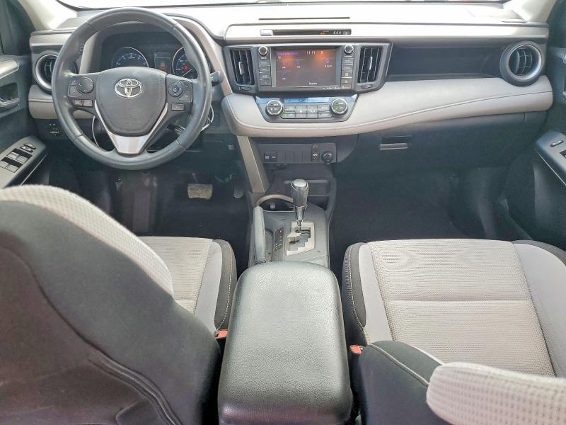 2T3WFREV2HW377793 2017 TOYOTA RAV4 photo no. 8