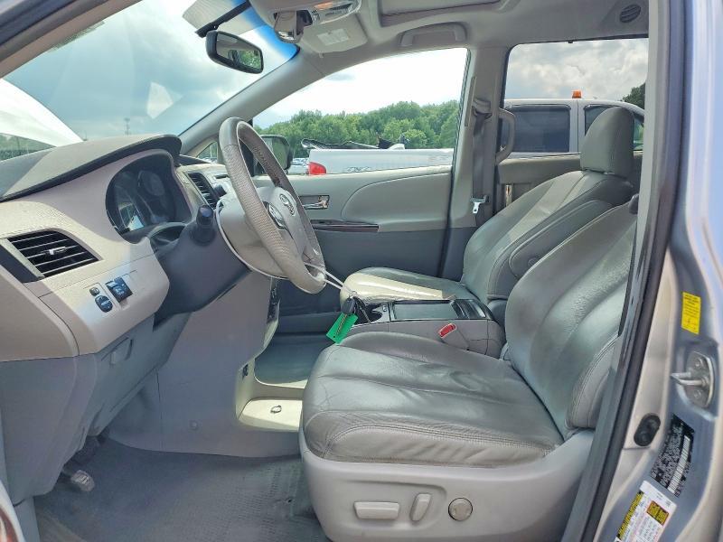 5TDYK3DC5BS007562 2011 TOYOTA SIENNA photo no. 7