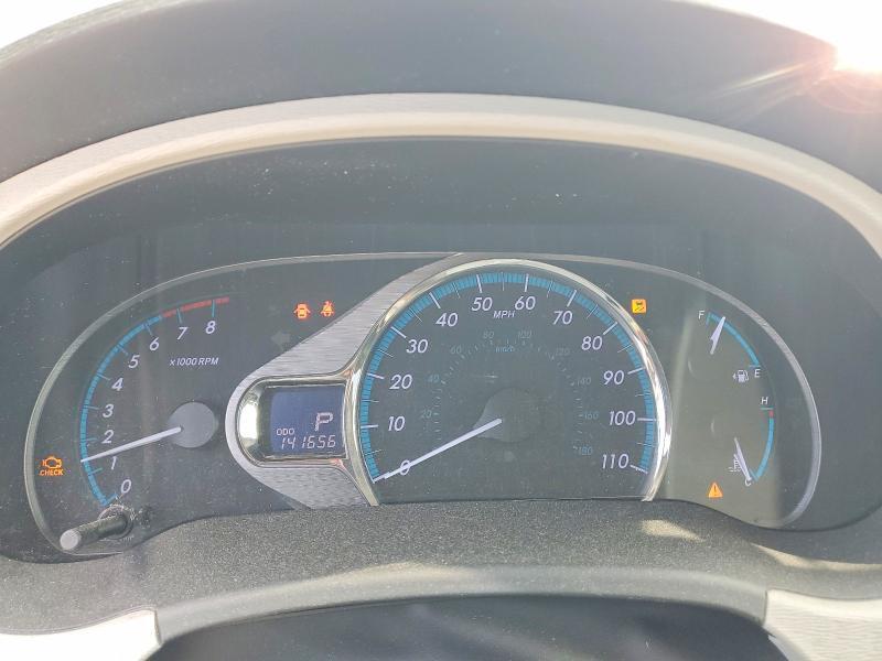 5TDYK3DC5BS007562 2011 TOYOTA SIENNA photo no. 9