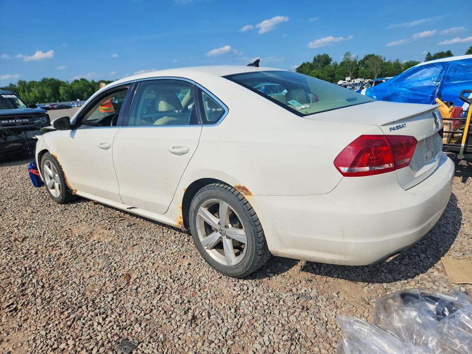 1VWBP7A30CC106485 2012 VOLKSWAGEN PASSAT photo no. 2