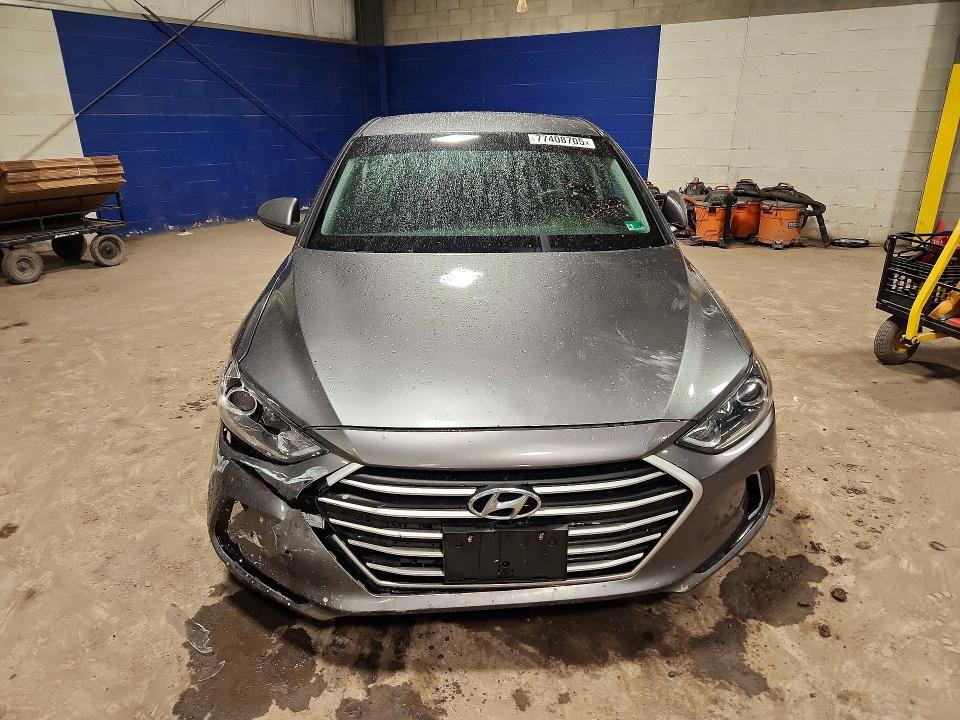 2018 HYUNDAI ELANTRA SEL — Фото 5 из 13