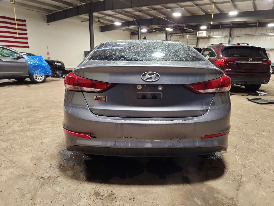 2018 HYUNDAI ELANTRA SEL — Фото 6 из 13