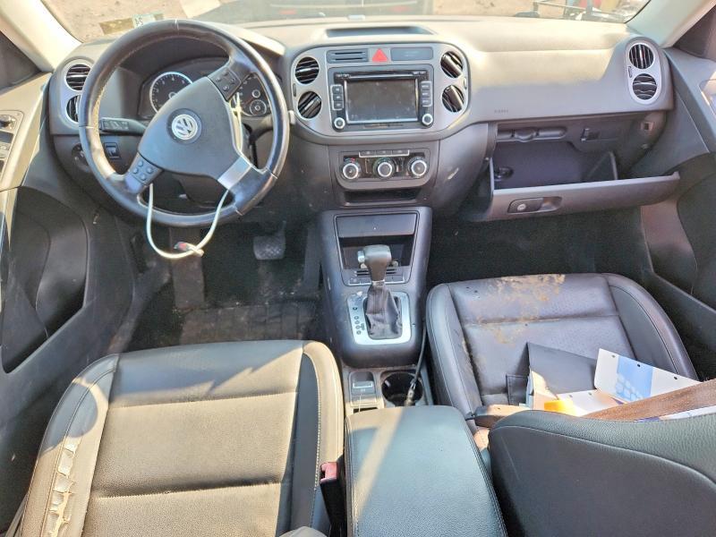 2010 VOLKSWAGEN TIGUAN SE — Фото 8 из 12