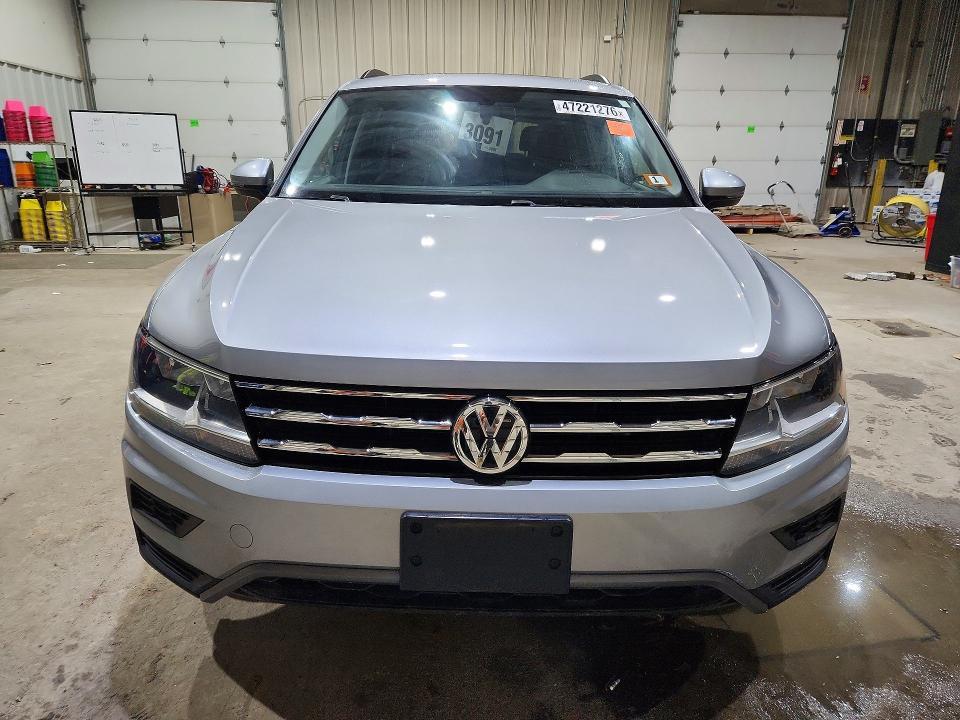 2021 VOLKSWAGEN TIGUAN SE — Фото 5 из 13