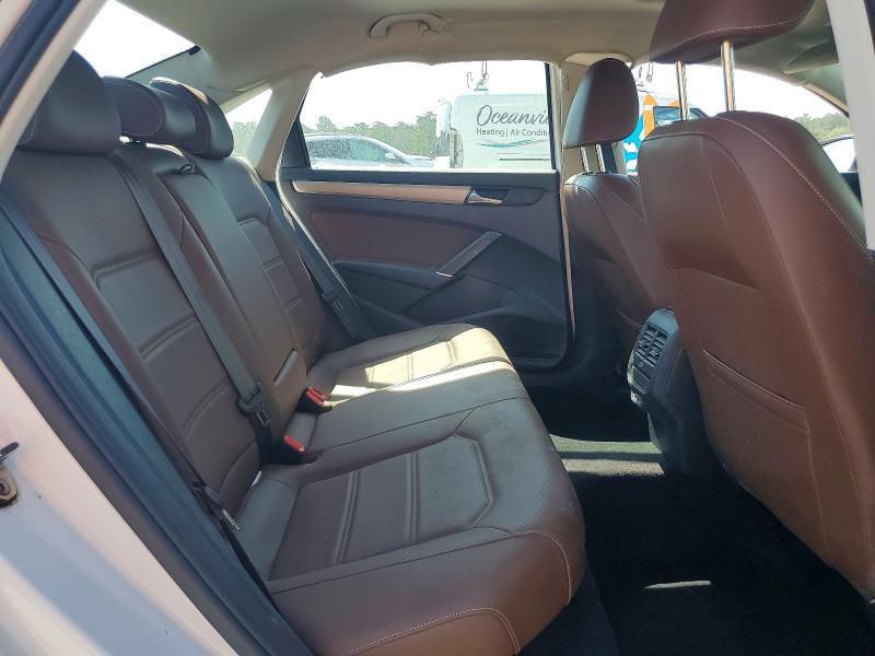 2021 VOLKSWAGEN PASSAT SE — Фото 10 из 12