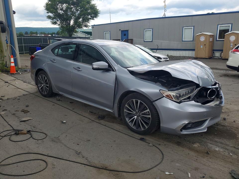19UUB3F77JA001970 2018 ACURA TLX photo no. 4