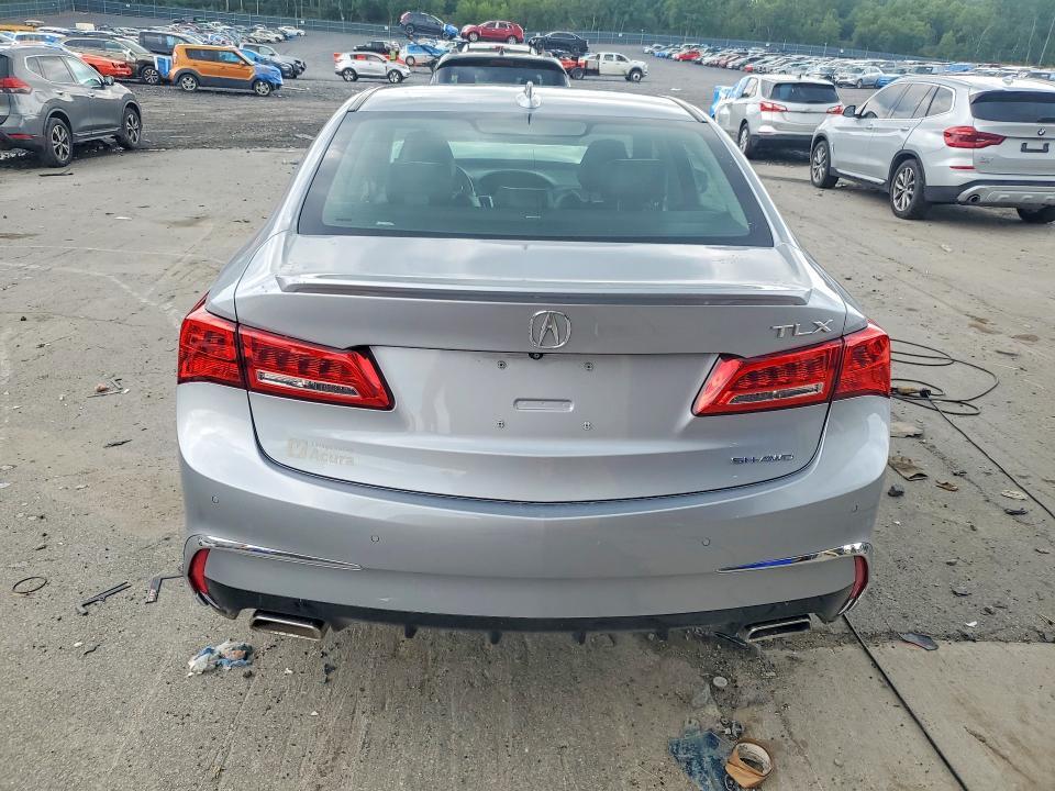 19UUB3F77JA001970 2018 ACURA TLX photo no. 6