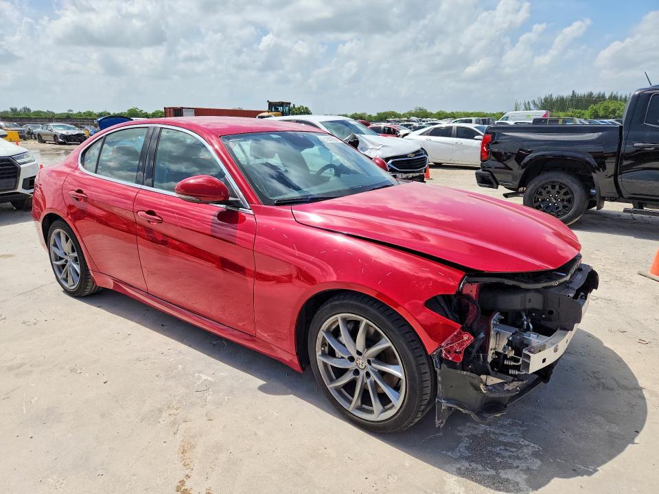 ZARFAEBN4H7551571 2017 ALFA ROMEO GIULIA photo no. 4