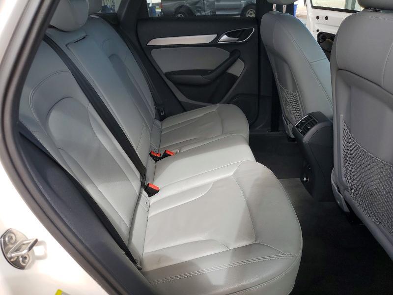 WA1BCCFS5JR023727 2018 AUDI Q3 photo no. 11