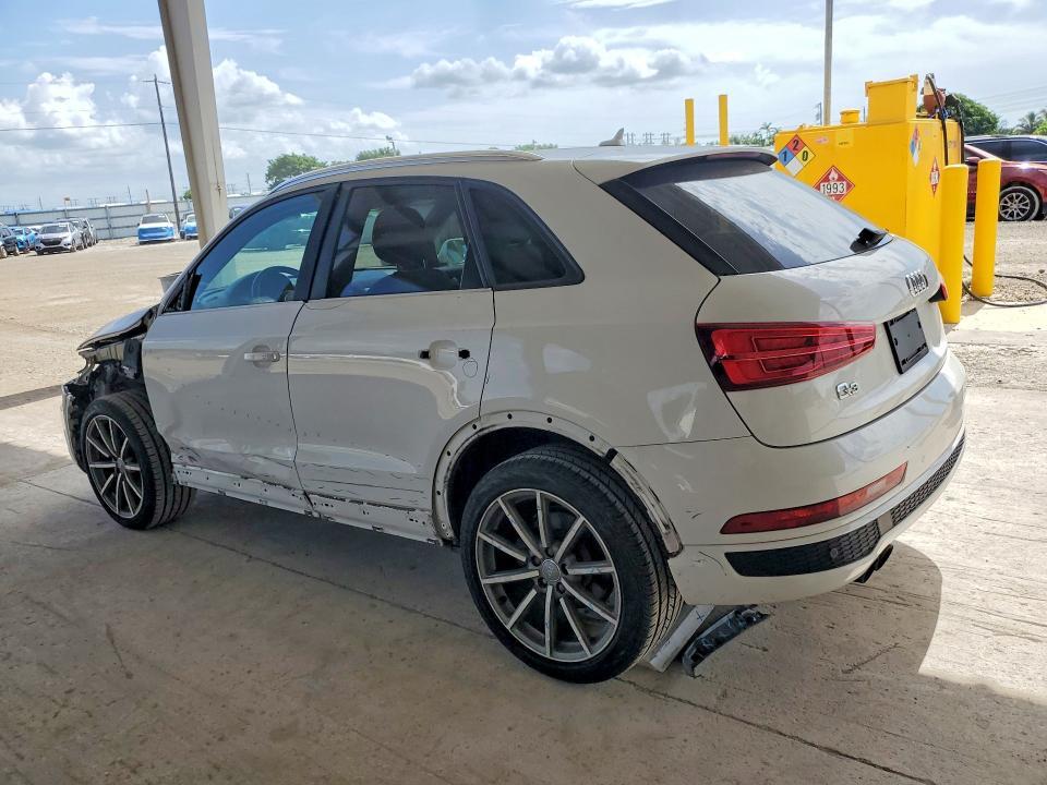 WA1BCCFS5JR023727 2018 AUDI Q3 photo no. 2