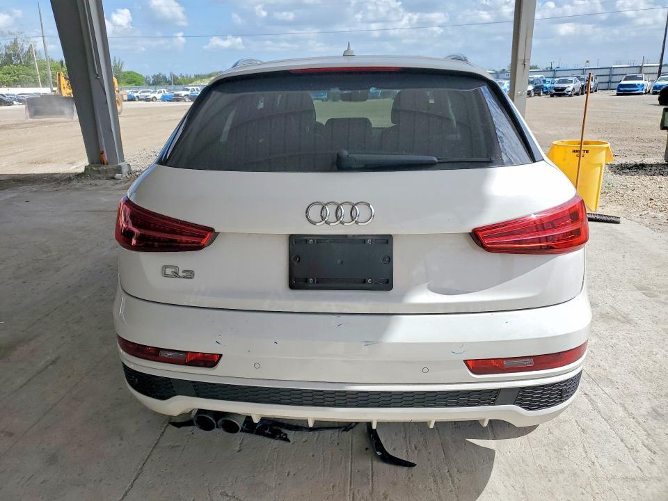 WA1BCCFS5JR023727 2018 AUDI Q3 photo no. 6