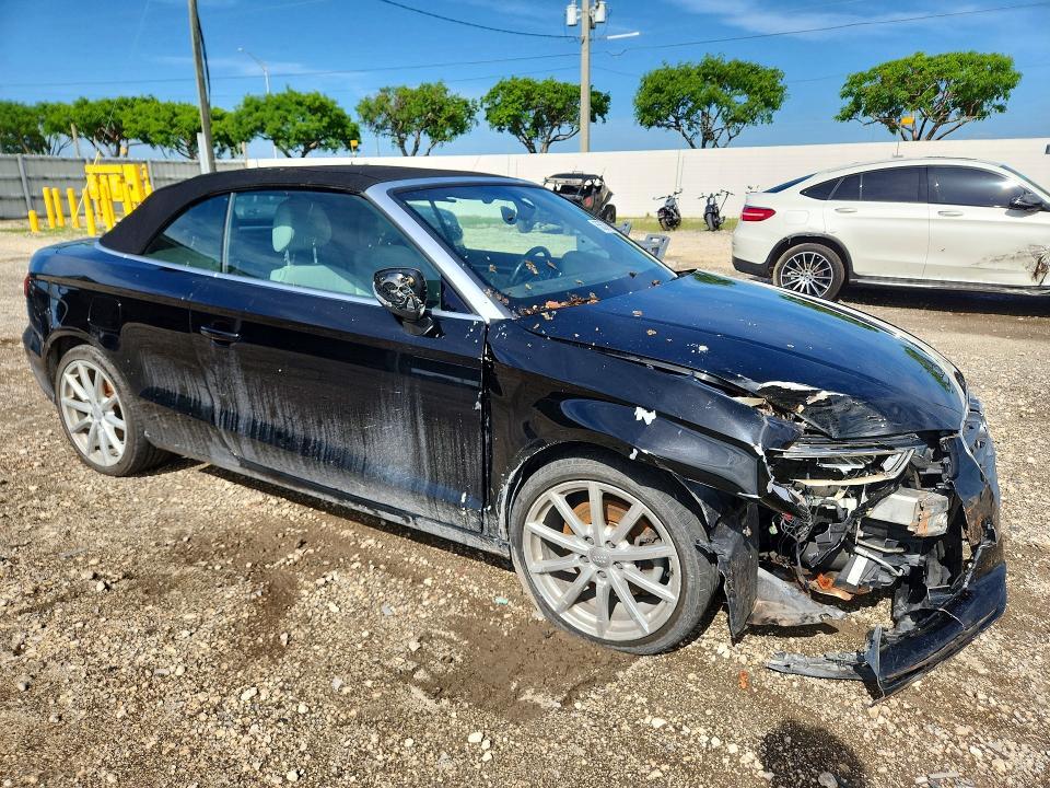 WAU38LFF1G1011884 2016 AUDI A3 photo no. 4