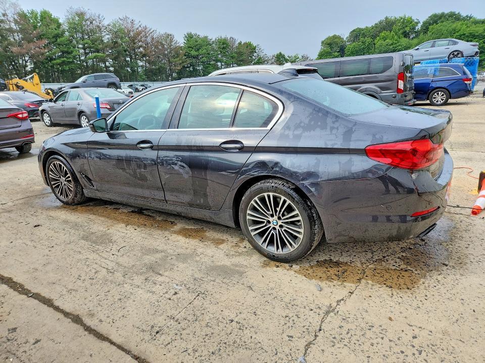 WBAJE5C34HWA92215 2017 BMW 540 photo no. 2