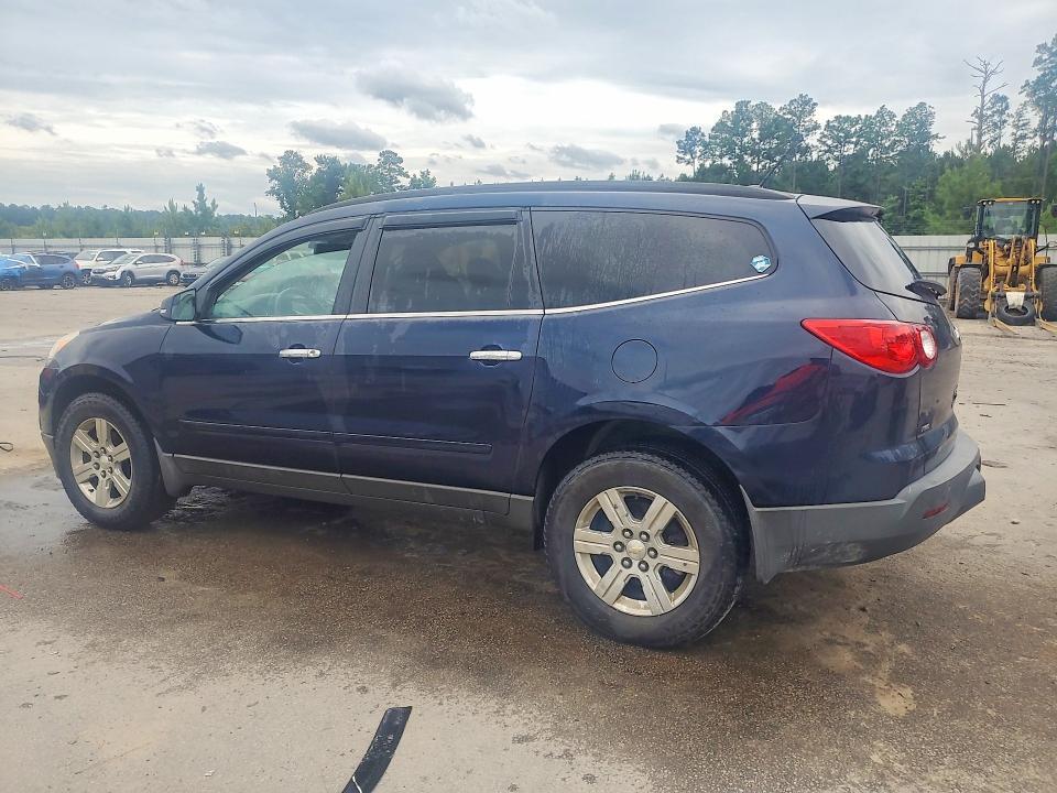 1GNKVGED7BJ377931 2011 CHEVROLET TRAVERSE photo no. 2