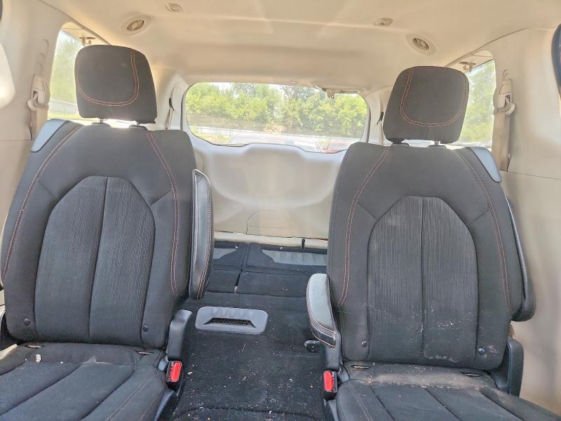 2C4RC1DGXHR609514 2017 CHRYSLER PACIFICA photo no. 10