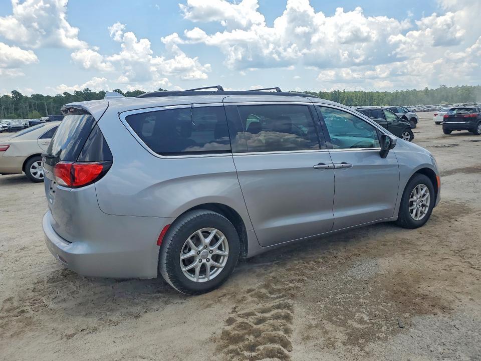 2020 CHRYSLER VOYAGER LXI — Фото 3 из 13