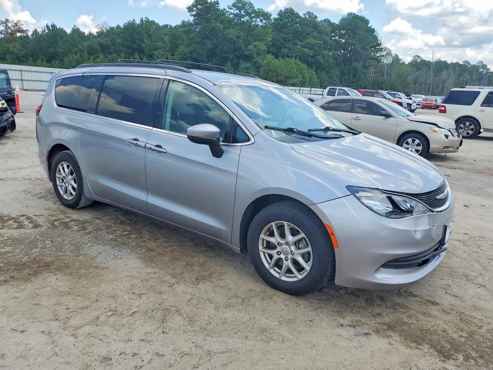 2020 CHRYSLER VOYAGER LXI — Фото 4 из 13