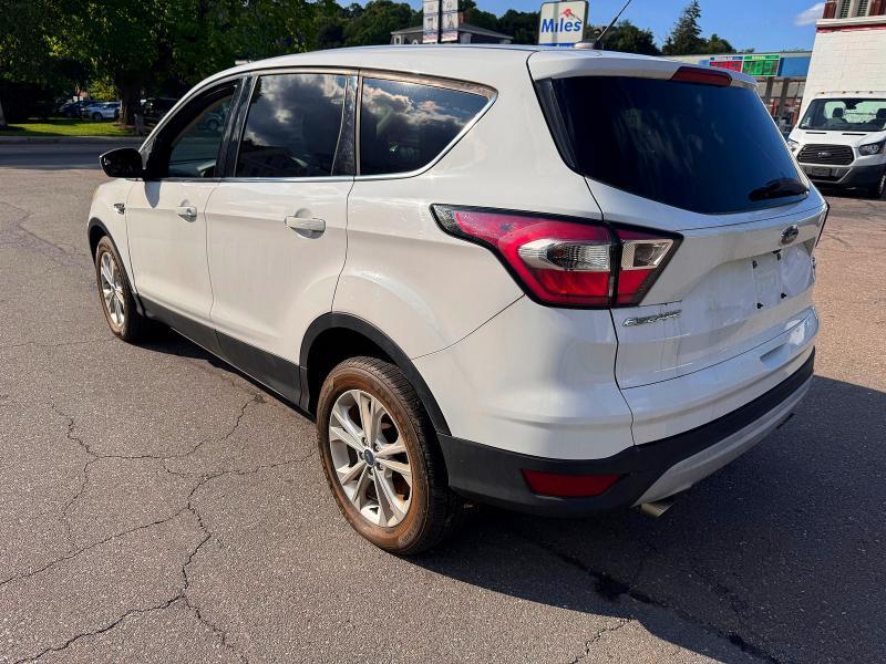 2017 FORD ESCAPE SE — Фото 3 из 10
