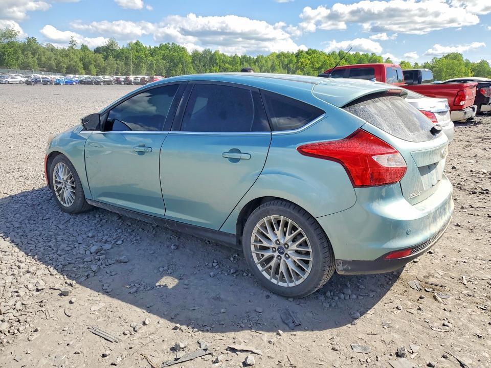 1FAHP3M28CL414261 2012 FORD FOCUS photo no. 2