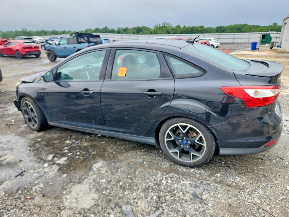 1FADP3F29EL262859 2014 FORD FOCUS photo no. 2