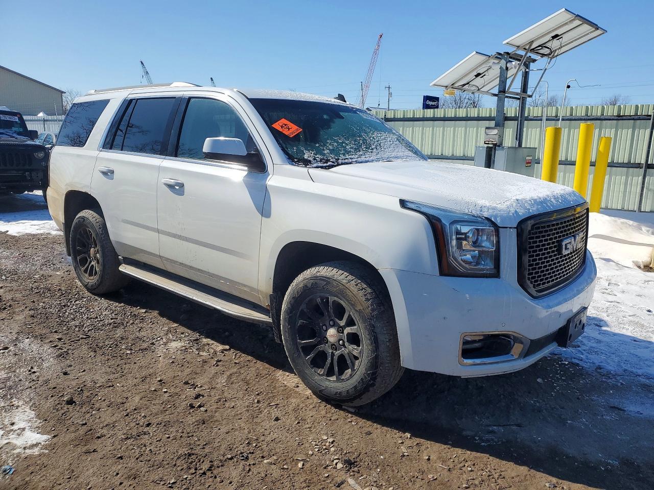 2015 GMC YUKON SLE — Фото 4 из 13