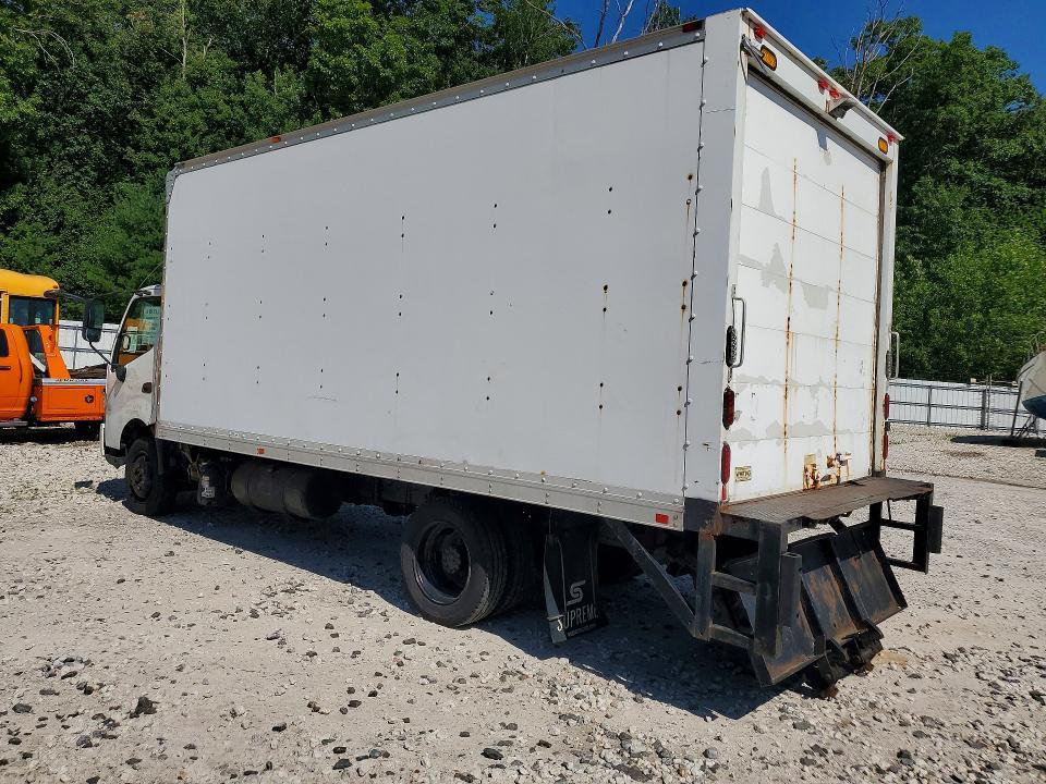 2017 HINO 195 BOX TRUCK — Фото 2 из 13
