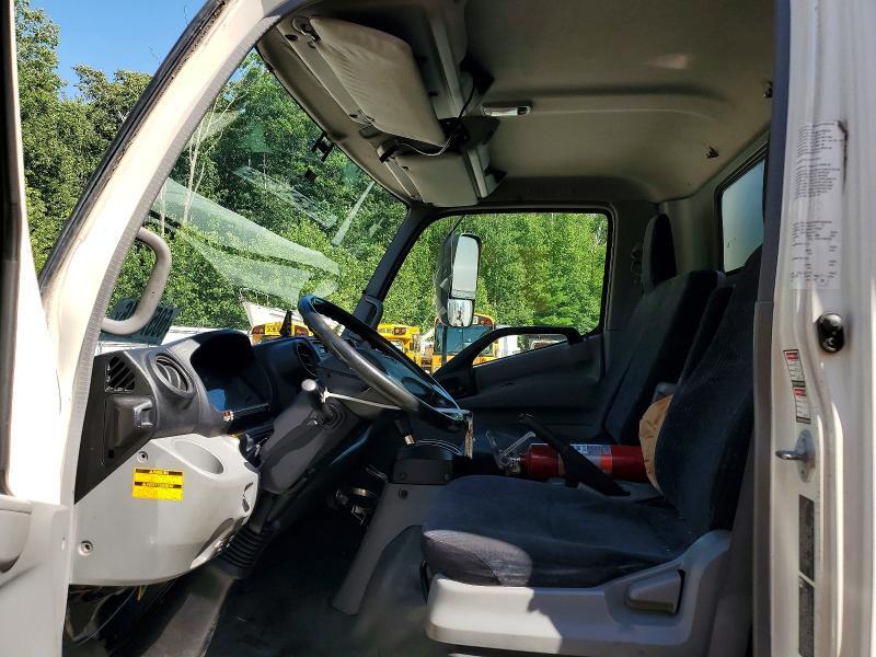 2017 HINO 195 BOX TRUCK — Фото 7 из 13