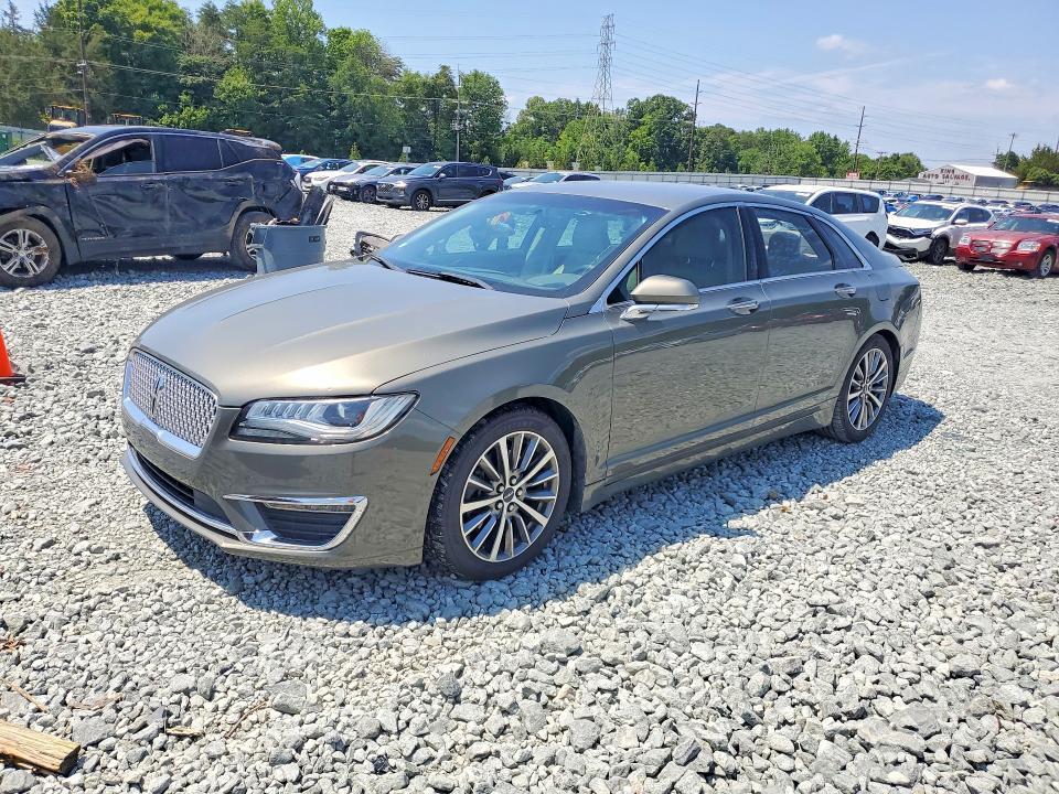 2017 LINCOLN MKZ