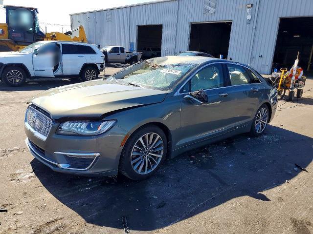 2017 LINCOLN MKZ