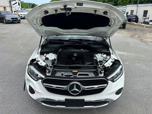 2024 MERCEDES-BENZ GLC 300 — Фото 5 из 10