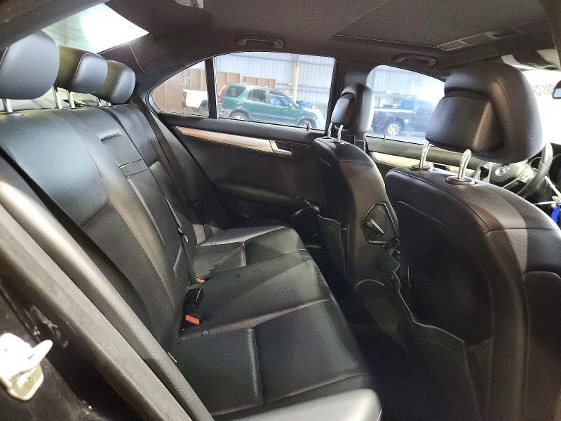 2013 MERCEDES-BENZ C 250 — Фото 10 из 12