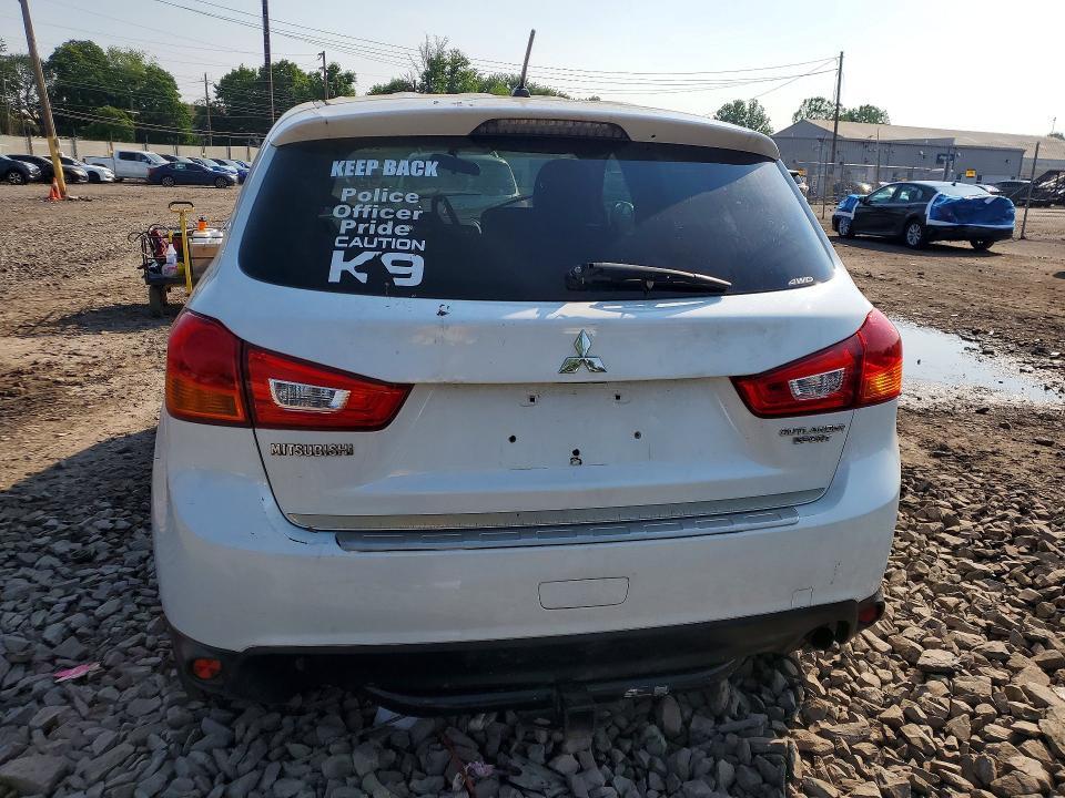 2015 MITSUBISHI OUTLANDER SPORT ES — Фото 6 из 14