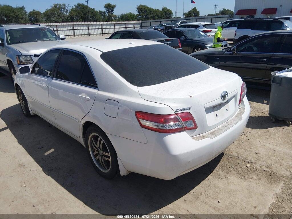4T4BF3EK2BR165113 2011 TOYOTA CAMRY photo no. 3