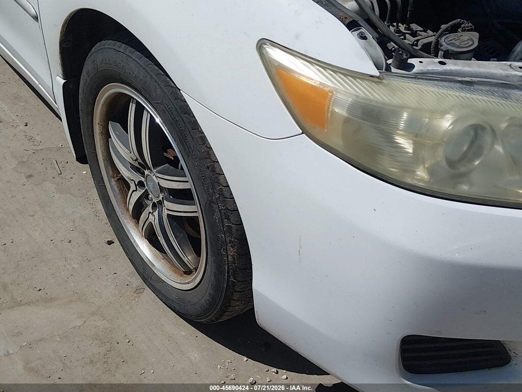 4T4BF3EK2BR165113 2011 TOYOTA CAMRY photo no. 6