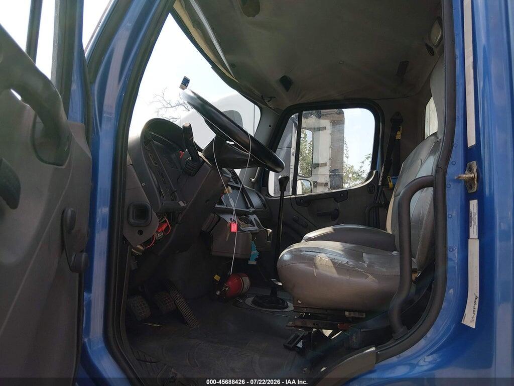 1FVACWDC67DX27170 2007 FREIGHTLINER M2 photo no. 6