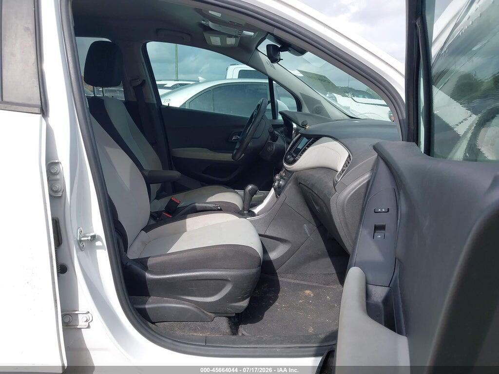 3GNCJKSB9LL118616 2020 CHEVROLET TRAX photo no. 5