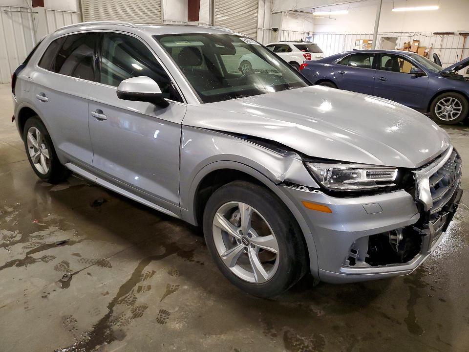 WA1ANAFY5L2083520 2020 AUDI Q5 photo no. 4