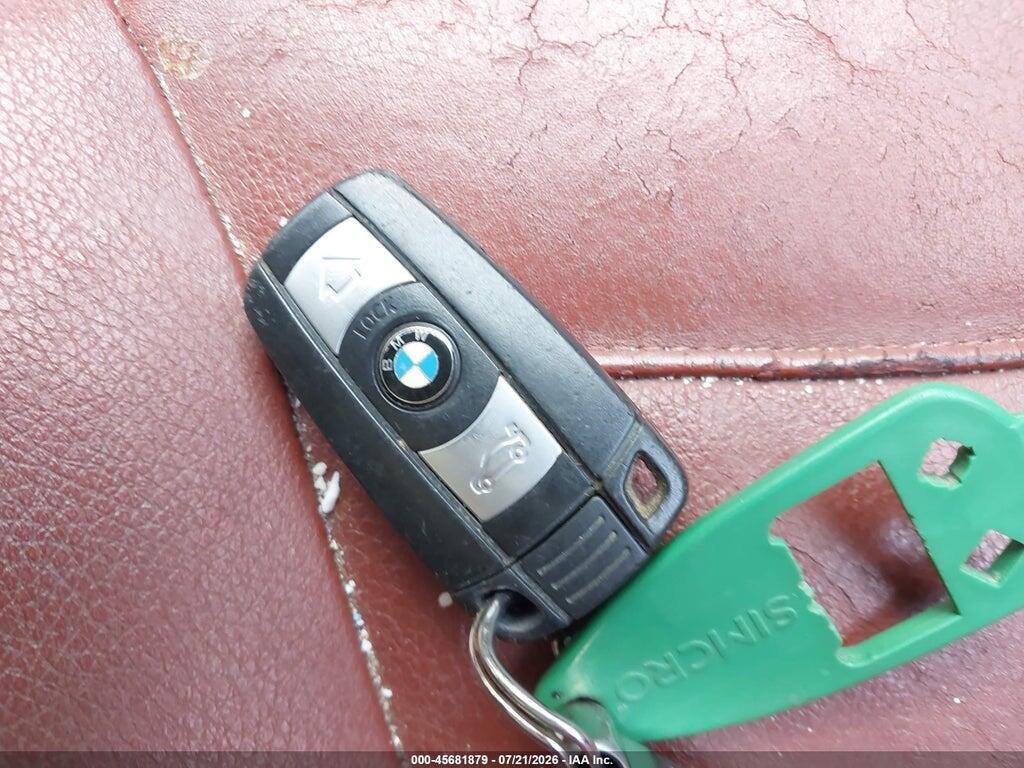 WBAPH7C50BE850303 2011 BMW 328I photo no. 11