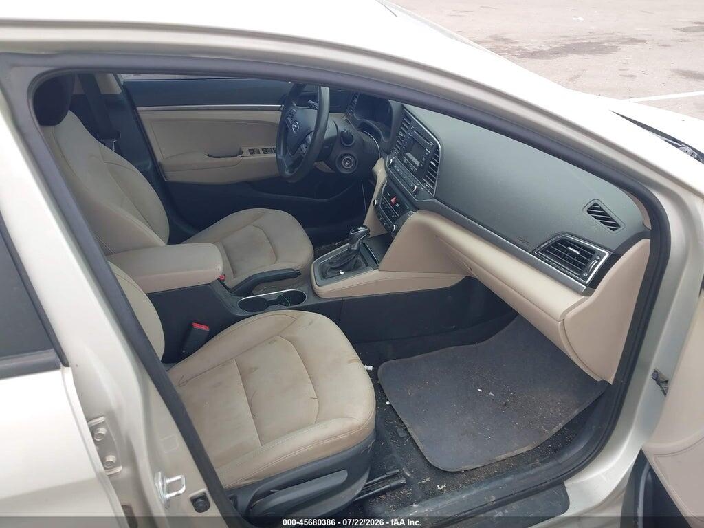 5NPD74LF0HH077275 2017 HYUNDAI ELANTRA photo no. 5
