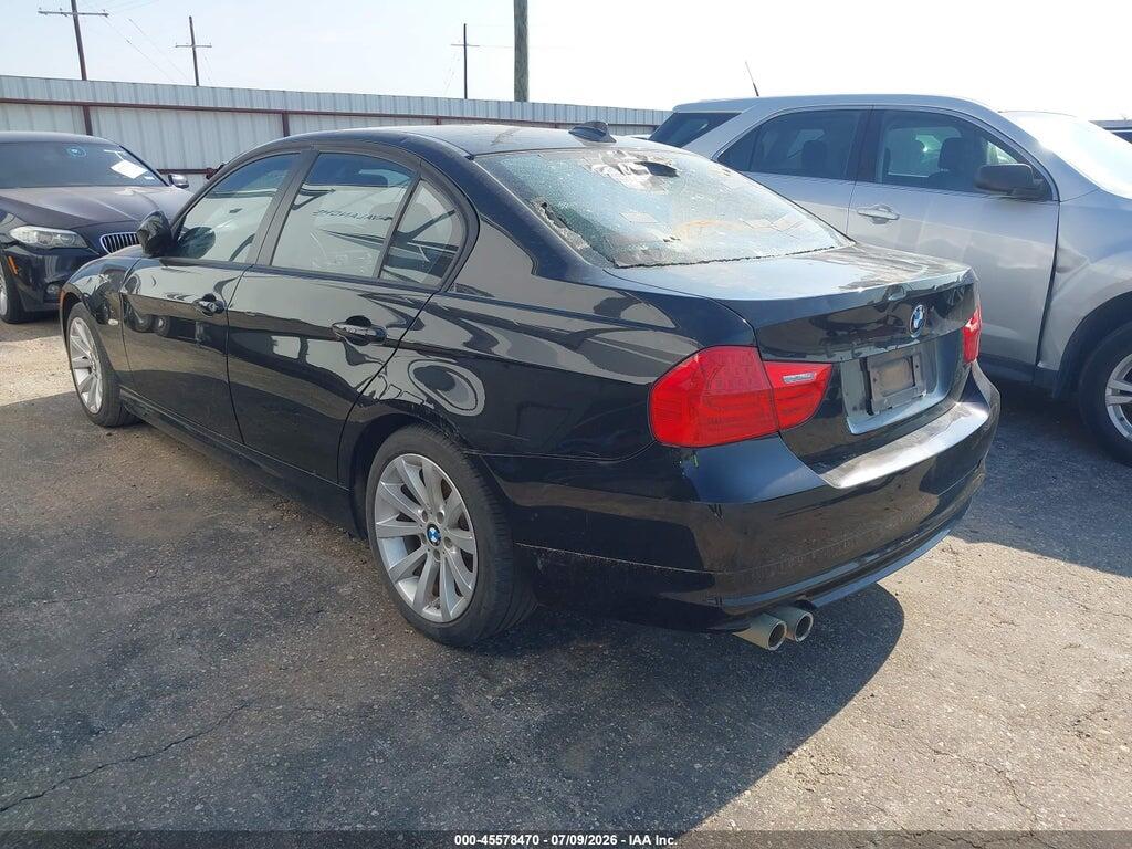 WBAPH7C56BA801808 2011 BMW 328I photo no. 3