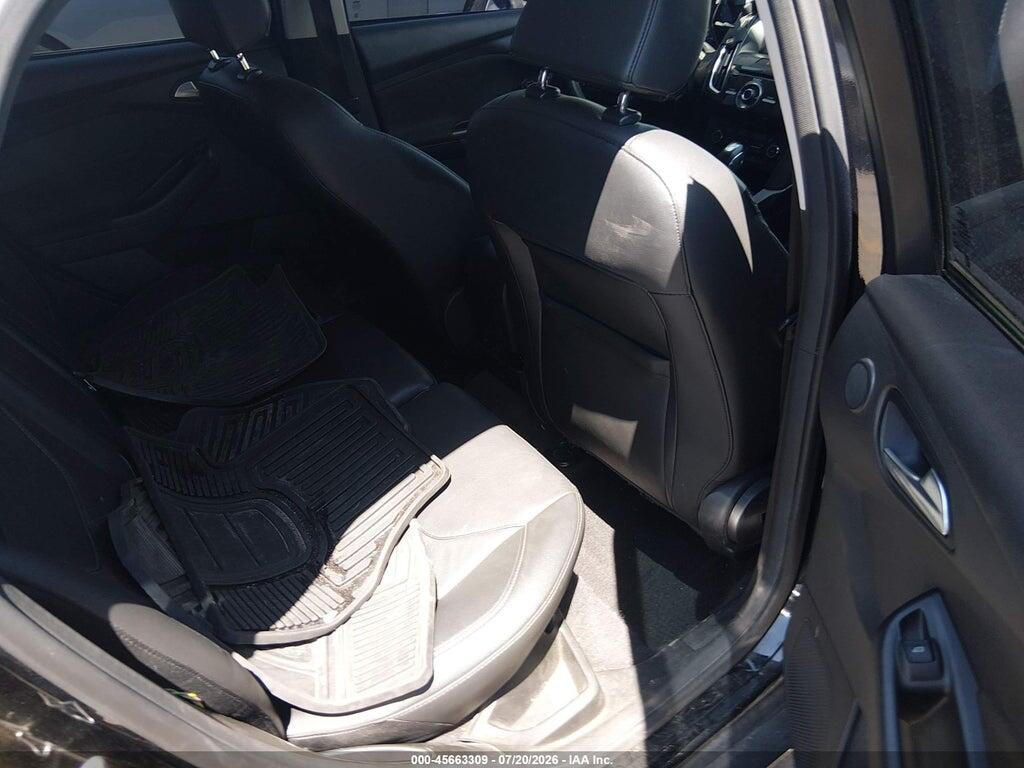1FADP3K23GL258296 2016 FORD FOCUS photo no. 8