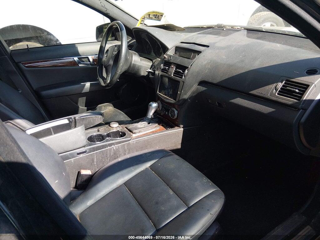 WDDGF8BB6AR126182 2010 MERCEDES-BENZ C 300 photo no. 5