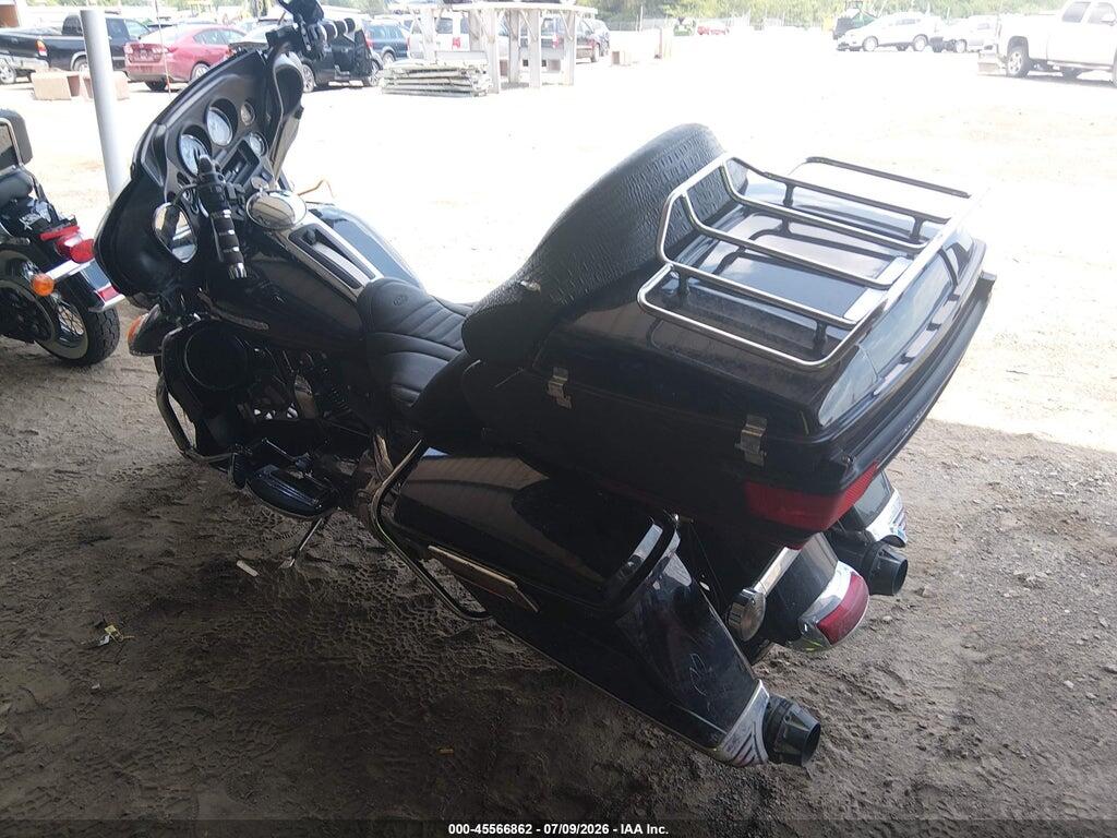 1HD1KEM16CB665457 2012 HARLEY-DAVIDSON FLHTK photo no. 3