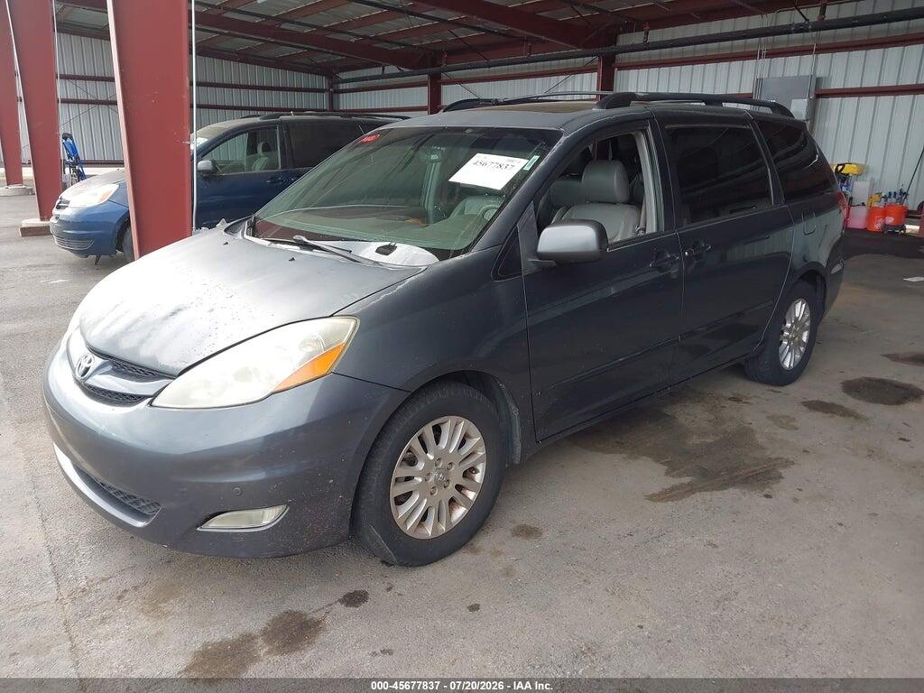 5TDYK4CC8AS299732 2010 TOYOTA SIENNA photo no. 2